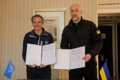 Рафаель Гроссі і Денис Шмигаль