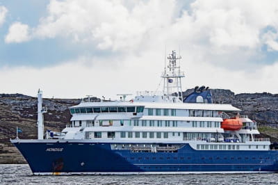 Лайнер MV Hondius