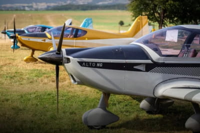 літаки ALTO NG