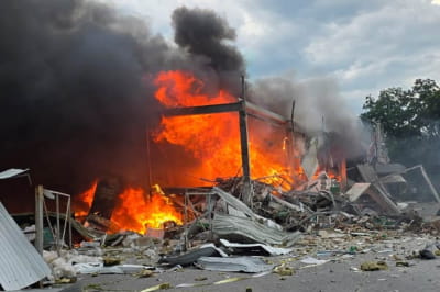 Наслідки удару по супермаркету