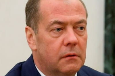 Дмитро Медведєв 