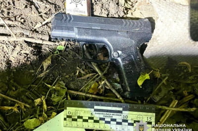 Підліток вистрілив у однолітку