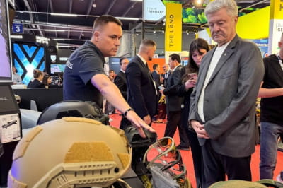 Порошенко на виставці озброєнь MSPO 2026