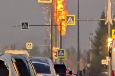 горить завод у Новому Уренгої