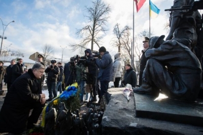 Порошенко вшанував воїнів-афганців