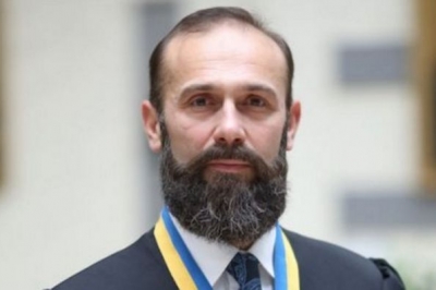 Суддя Артур Ємельянов