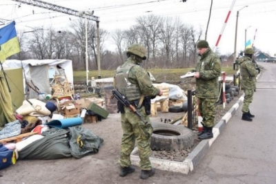 Фото зброї вилученої в учасників блокади на Донбасі