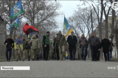 Марш добровольців у Миколаєві 