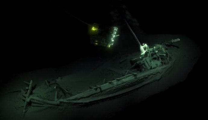 Затонулий корабель у Чорному морі