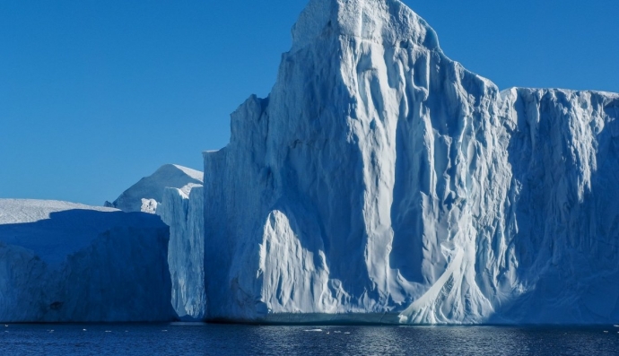 Айсберг в Антарктиде (иллюстративное фото)