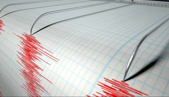 Сейсмограф, землетрясение