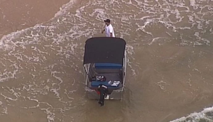 Австралієць, який врятував китеня