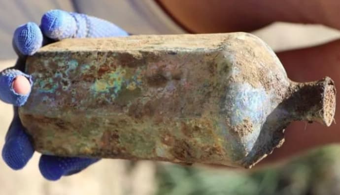 Знайдена пляшка