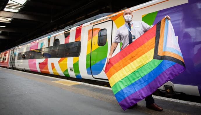 ЛГБТ-поезд
