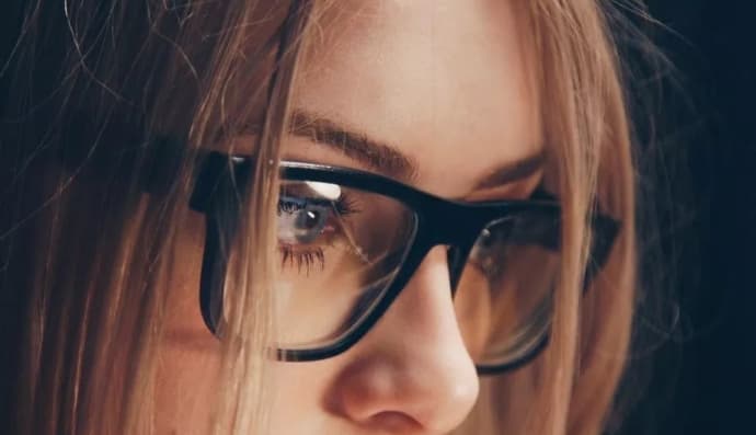 Смарт-окуляри