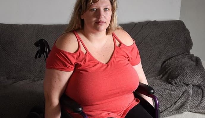 Дівчина з Британії