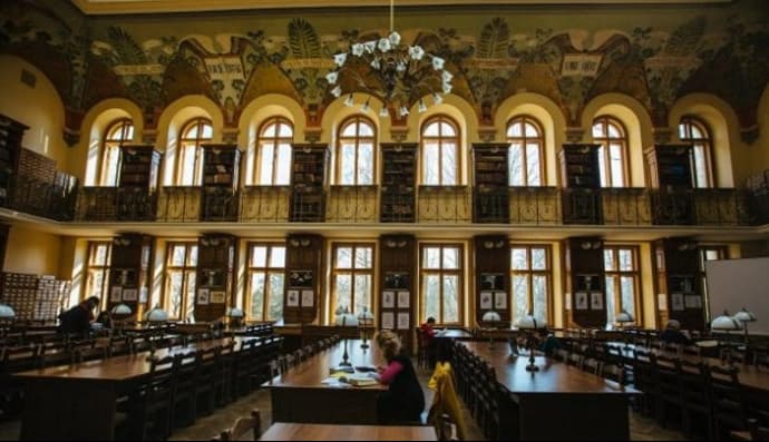 Наукова бібліотека ЛНУ
