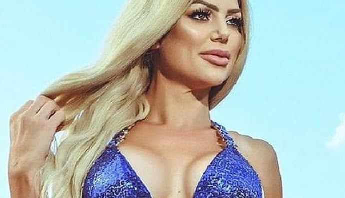 Жінка з Playboy