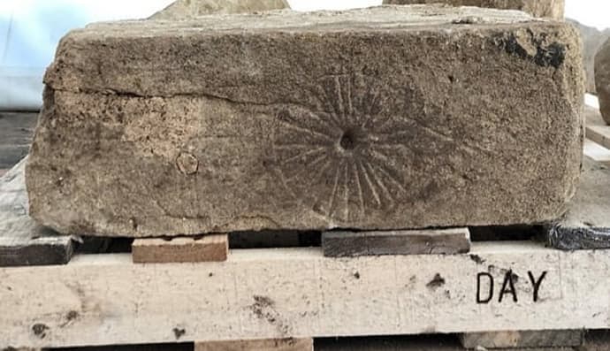 Каміння відьми