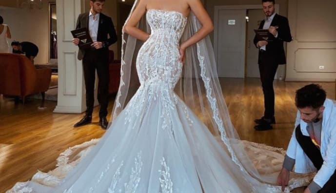 Свадебное платье