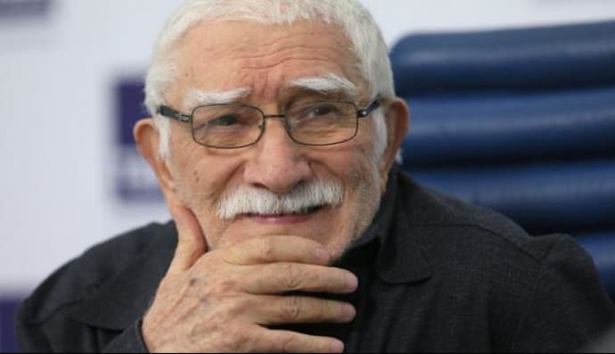 Армен Джигарханян