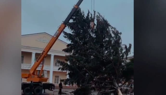 Новорічна ялинка у Дубно