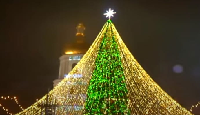 Головна ялинка України