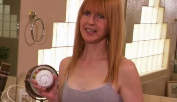 Экономная Эми