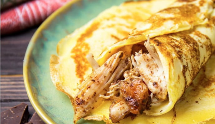 млинці із куркою та шоколадом