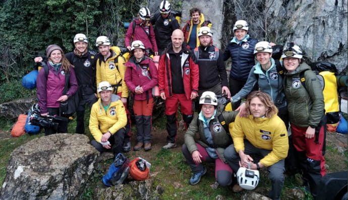 Експеримент у печері