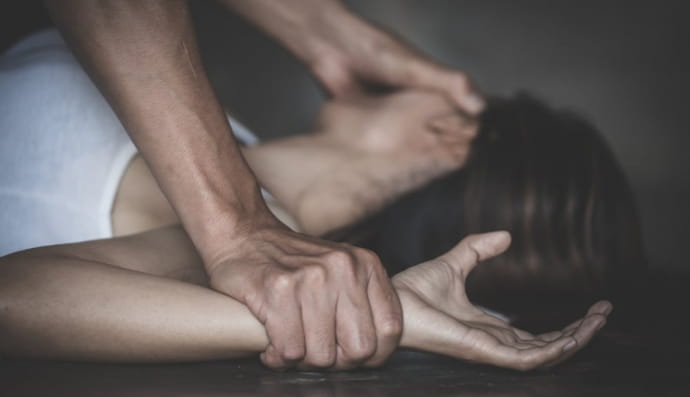 Сексуальне насильство 