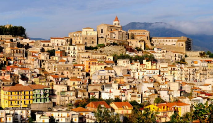 Кастільйоне-ді-Сицилія