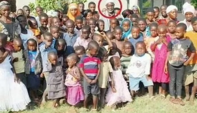 Мишек Ньяндро и его семья