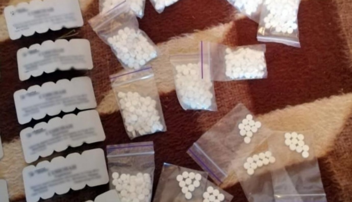 В Лубнах задержали бабушек, продававших наркотики