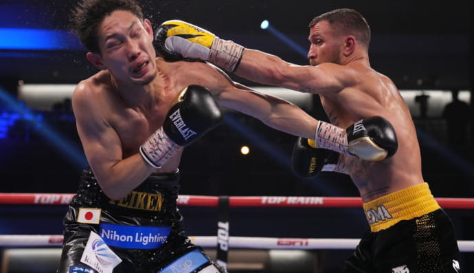 Василь Ломаченко проти Масайоші Накатані 