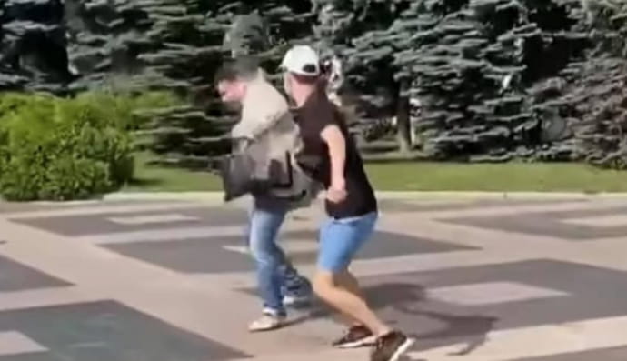 Депутата ОПЗЖ облили сечею