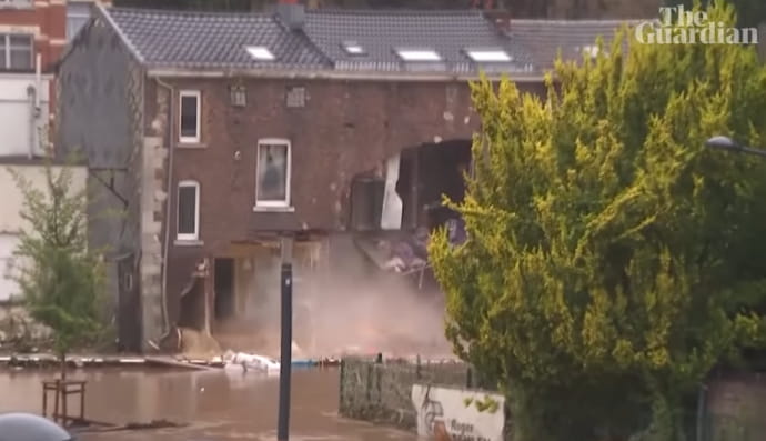 Обвал будинку 