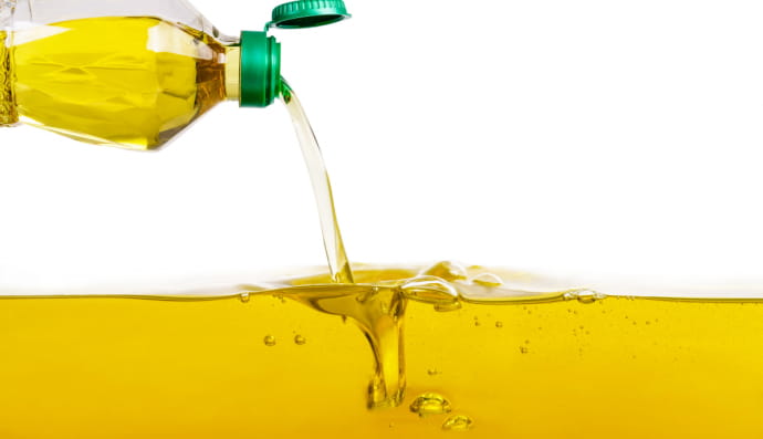 Бутылка масла