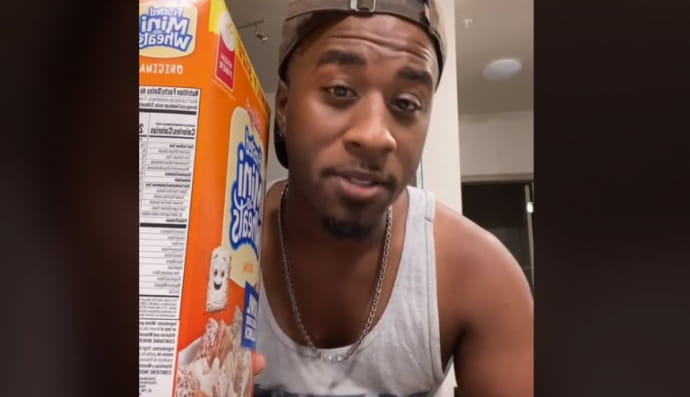 Черви в хлопьях