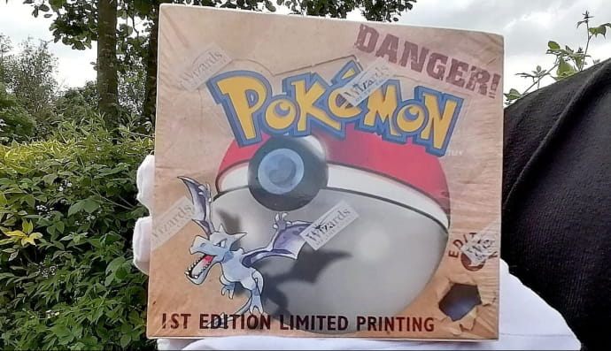 Карты с покемонами