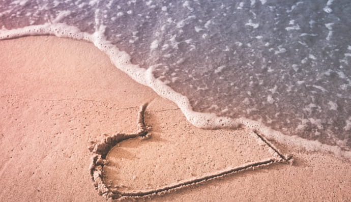 Серце на пляжі 