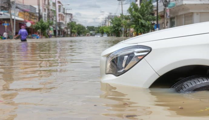 Затопленный автомобиль
