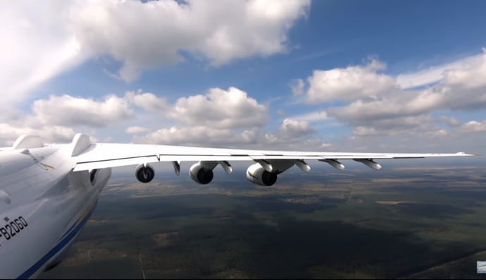 Полет авиалайнера Ан-225 "Мрия" 