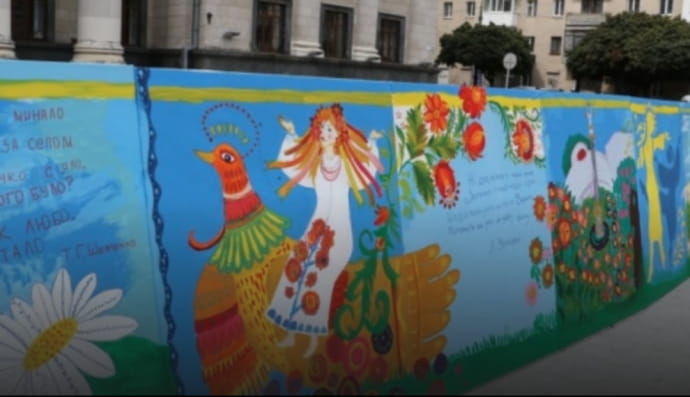 В Житомире дети нарисовали самую большую картину об Украине