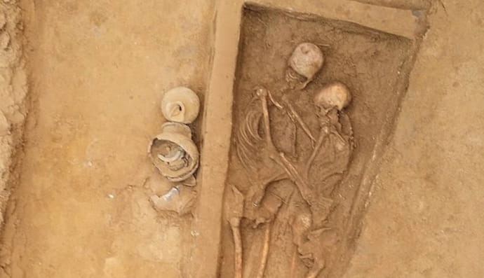 У Китаї знайшли могилу із закоханими