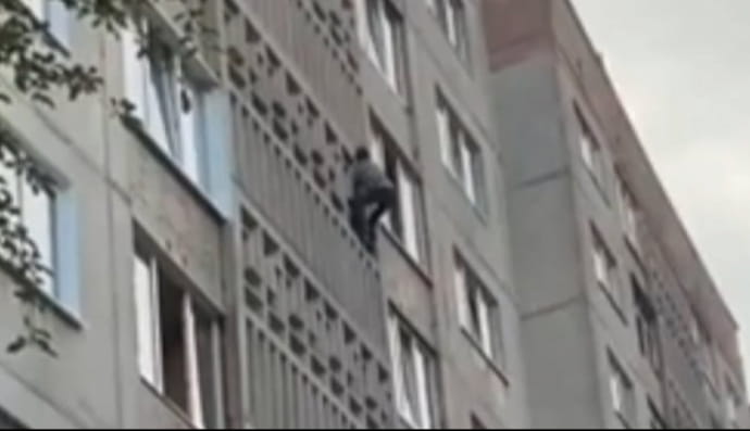 п’яний волинянин за дві хвилини заліз на шостий поверх до коханої