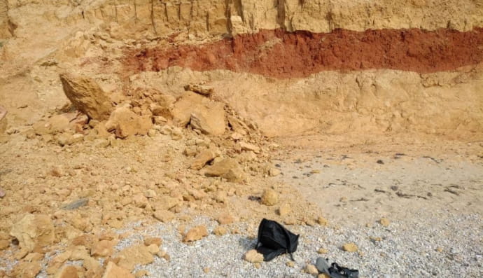 Оползень во временно оккупированном Крыме на нудистском пляже 