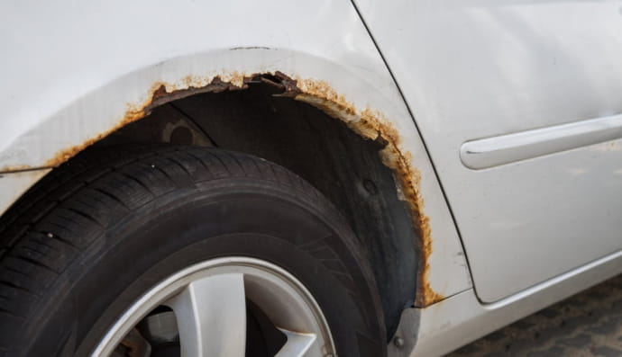 Іржаве авто