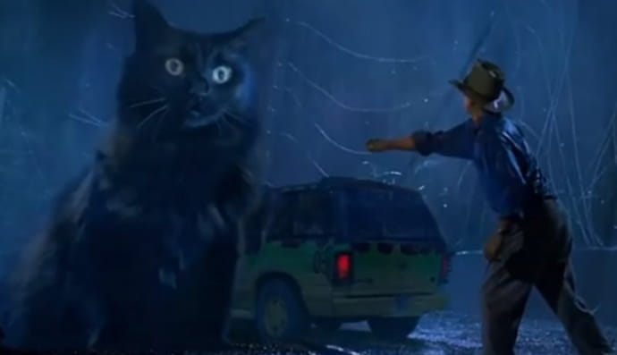 Кошка Лиззи в "Парке Юрского периода" 