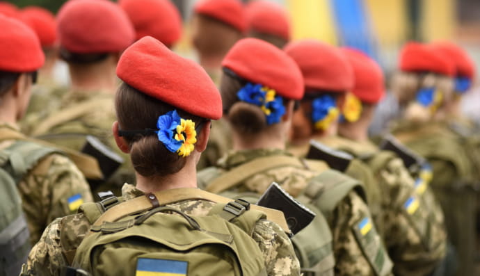 Женщины-военнослужащие